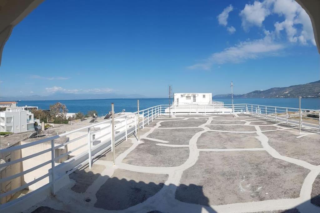 Cute&Quiet Studio Loutraki ภายนอก รูปภาพ